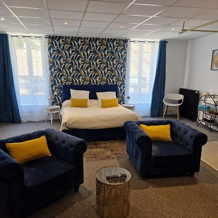 Le Manoir- Cluny Bed & Breakfast Екстериор снимка