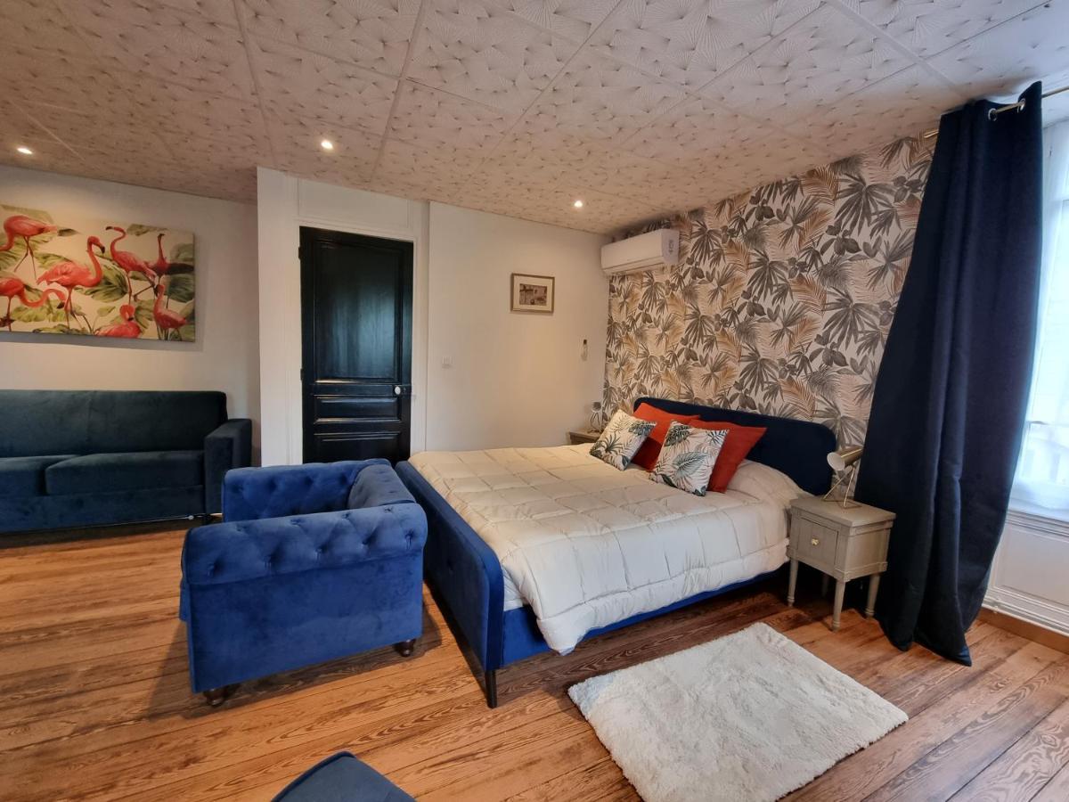 Le Manoir- Cluny Bed & Breakfast Екстериор снимка