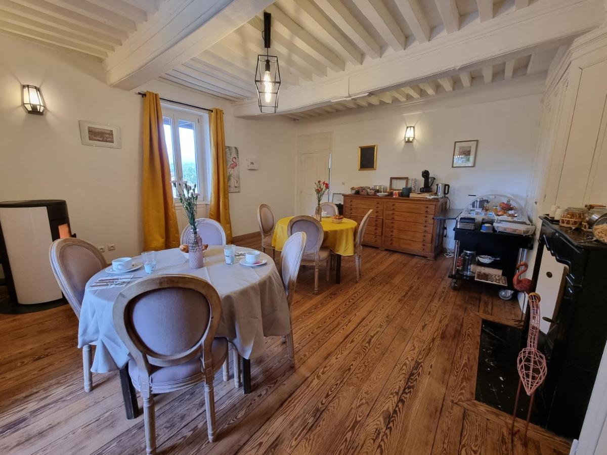 Le Manoir- Cluny Bed & Breakfast Екстериор снимка
