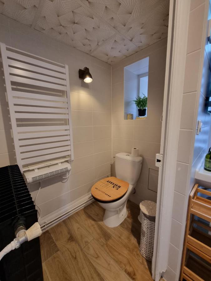 Le Manoir- Cluny Bed & Breakfast Екстериор снимка